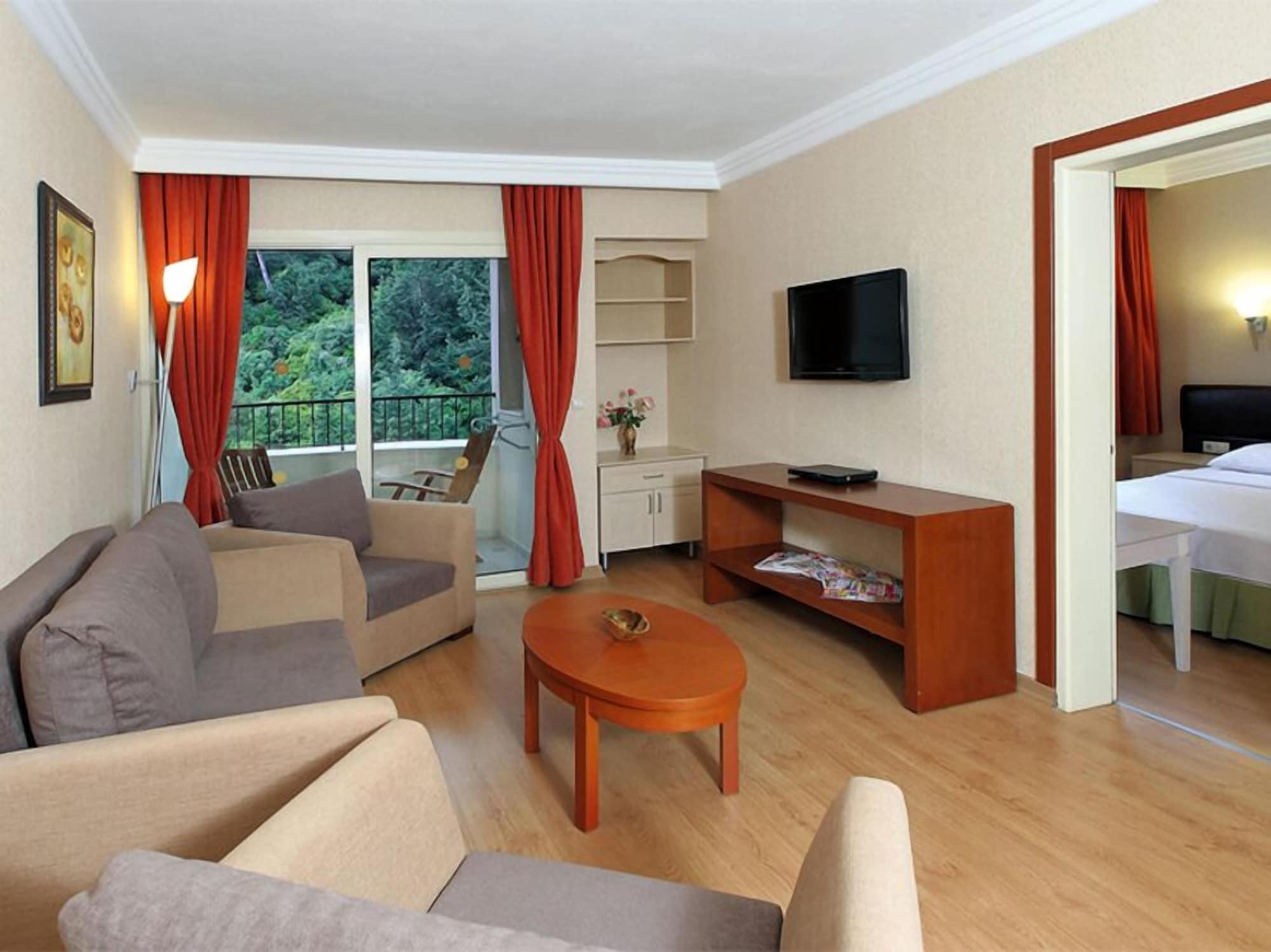 Julian Forest Suites Marmaris Exterior photo